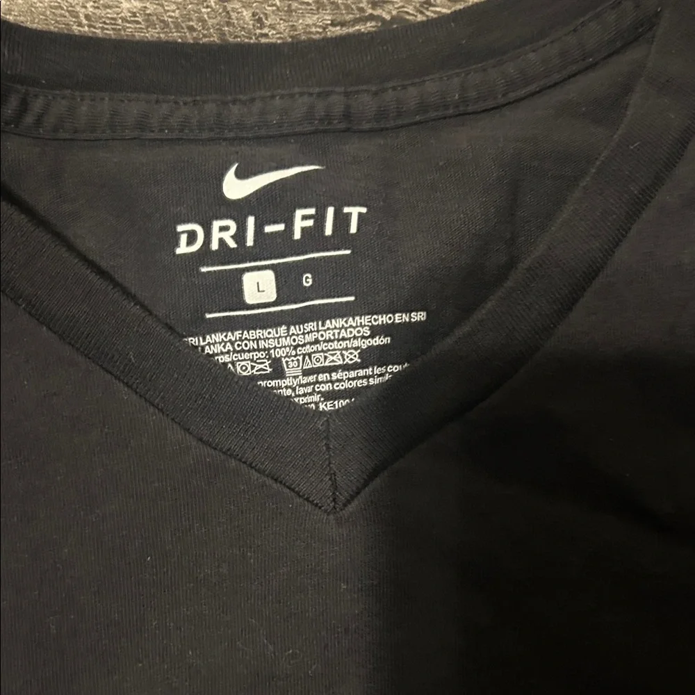 Nike Men's Dark Gray V-Neck T-Shirt - Picture 2 of 2